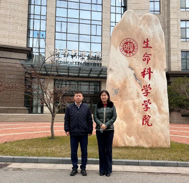 Wang Jianxun, Chief Scientist of Shenzhen Cell Valley, visited the School of Life Sciences of Fudan 